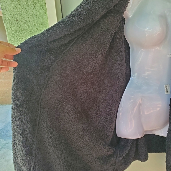 Black Chunky hooded sweater - Picture 7 of 11